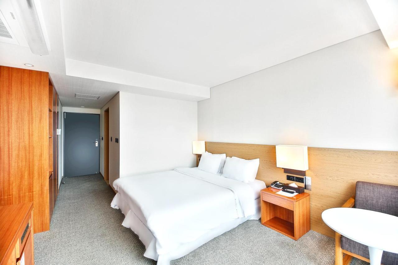 Bareve Hotel Seogwipo Exterior photo